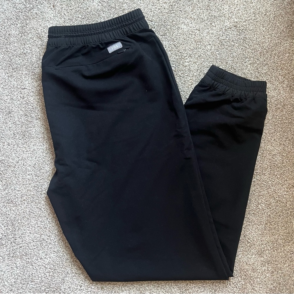 FIGS Womens Black Jogger Scrubs Size Medium